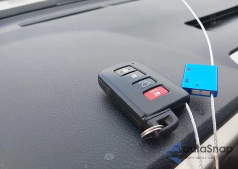 2015 Toyota Rav4 Limited z USA, uszkodzony, nr VIN JTMYFREV7FD069537